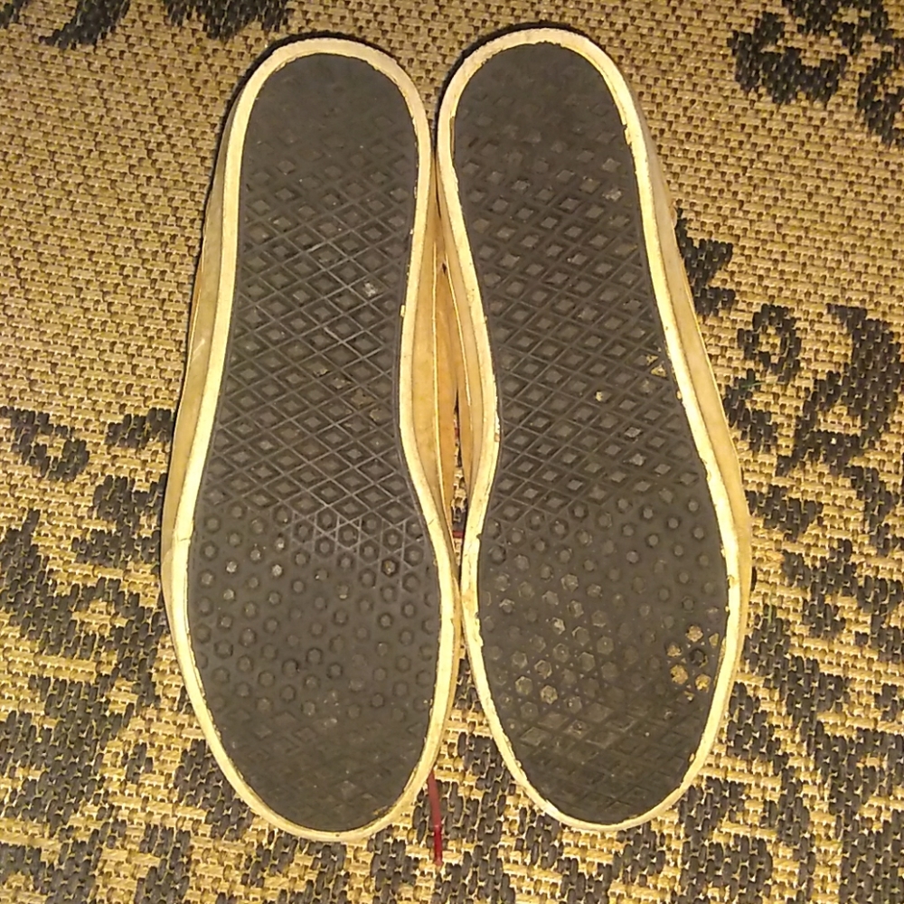 Shoes - Picture 7 of 7